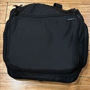 L.L. Bean Black Toiletry Travelcore Bag for Men